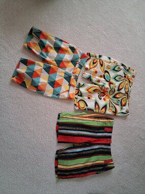 Three Pairs of Loud Mouth Ladies Shorts.  Size Zero